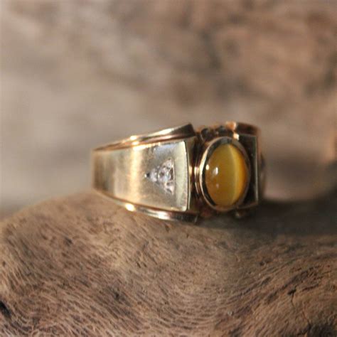 1960s Vintage Mens Tigers Eye And Diamond Ring 54 Grams Size 95 10k