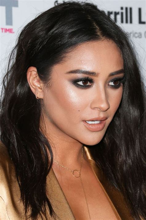Shay Mitchell Before And After Beauty Shay Mitchell Hair Beauty