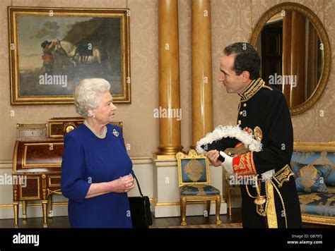 The Ambassador Of Spain At Buckingham Palace Stock Photo Alamy