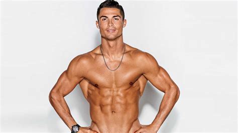 how cristiano ronaldo transformed his physique and built life long muscle gambaran