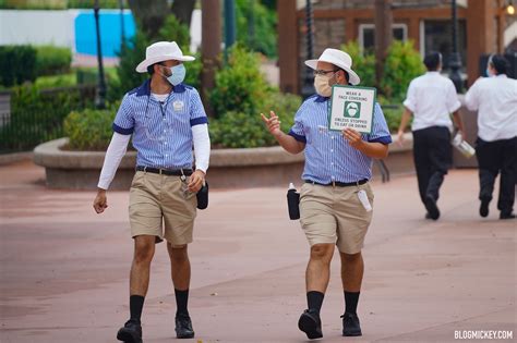 Disney Union Desantis Should Allow Theme Park Employees To Receive