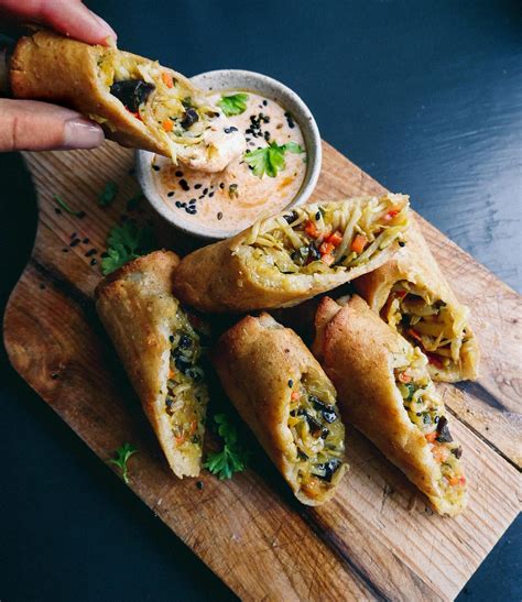 These Vegan Vegetable Spring Rolls Are Filled With Good Leftover