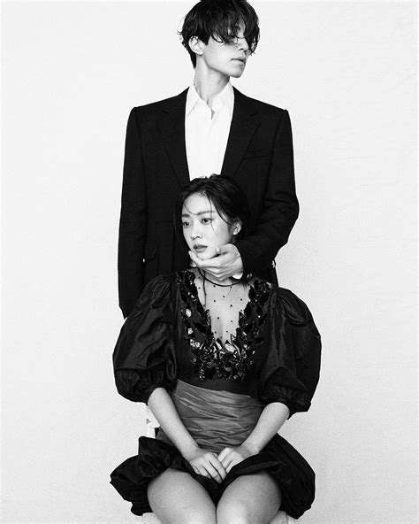 Lee Dong Wook And Jo Bo Ha Dazed Korea Couple Poses Reference Human Poses Reference Pose