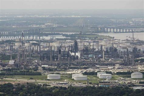 Exxons Baytown Refinery To See Big Facelift