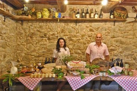 In campagna a barga, borgo a mozzano, ghivizzano, coreglia antelminelli, fino al confine in appennino.! Bagni di Lucca Terme - Dove mangiare: Agriturismo Pian di ...