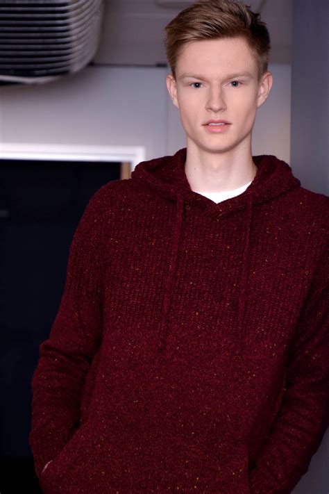 Cody Sayres Signs with IMD