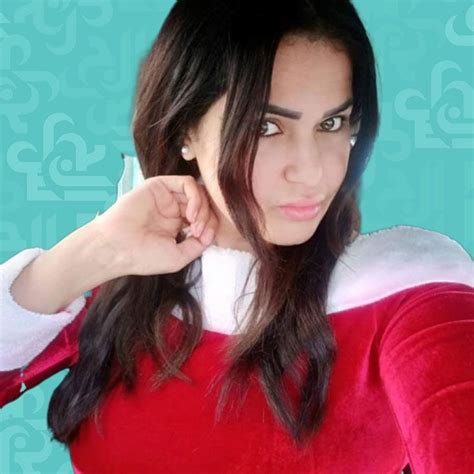 سما المصري تعرض جسدها من الحمام “واختشوا” فيديو مجلة الجرس