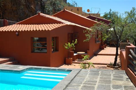 Please inform apartamentos rurales natura of your expected arrival time in advance. Exterior, Terraza y Piscina | Casas rurales, Piscinas, Muebles de exterior de paleta