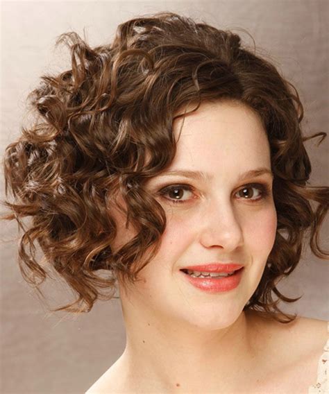 The best thing about this hairstyle for long, curly hair is that it's, like, deceivingly easy to recreate. Short Curly Hairstyles For Women