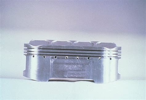 The Worlds First Oval Pistons Developed By Honda Imotorbike News
