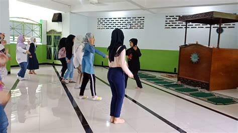 Joget Pahang Female Version Youtube