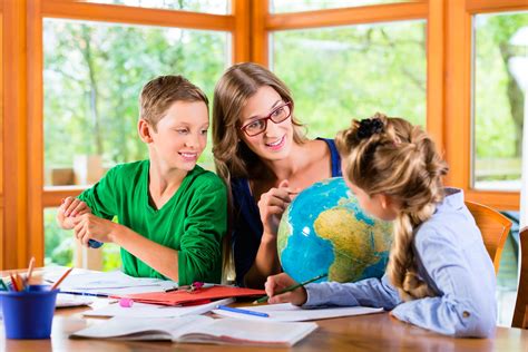 Homeschooling in malaysia is a form of alternative education that emphasizes quality education based on moral values and beliefs while strengthening family bonds. Kelebihan & Kekurangan Homeschooling Yang Mama Harus Tahu ...