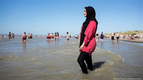 Burkini el traje de baño musulmán para mujeres que causa polémica en Francia