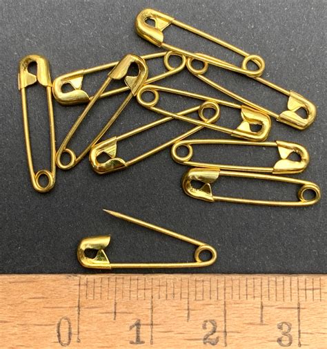 10 Tiny 2cm Vintage Brass Safety Pins The Swagmans Daughter