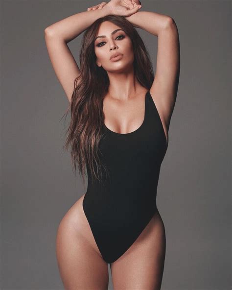 Top 10 Hot And Bold Pictures Of Kim Kardashian Iwmbuzz