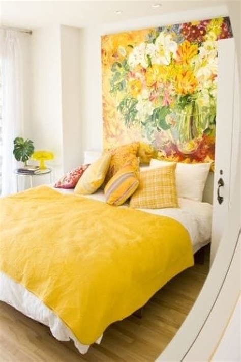 Delightful Yellow Bedroom Decoration And Design Ideas 15 Guest