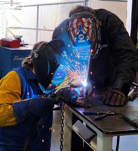 476k Welding Trade Jobs Available In The Us Over Next 10 Years The