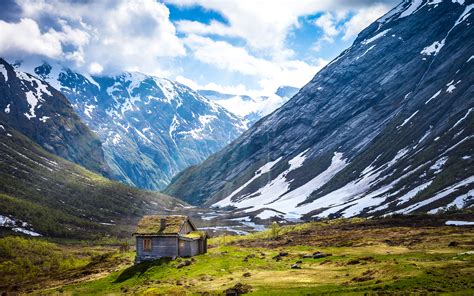 Daily Wallpaper Norwegian Cabin I Like To Waste My Time