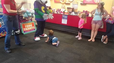 Chuck E Cheese Aug 2017 Youtube