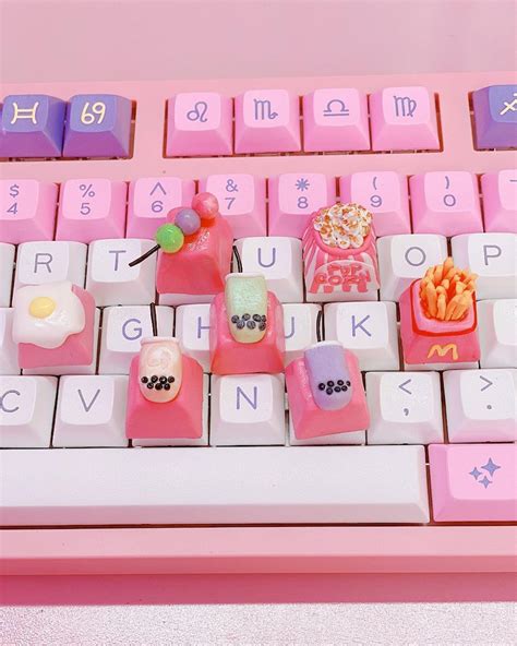 👩🏼‍💻💕 These Keycaps Are So Irresistibly Cute 😍 Turn Your Keyboard Into