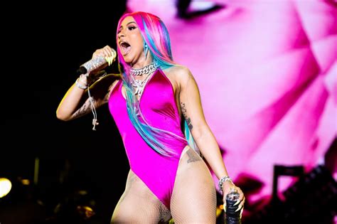 Cardi B Shows Off Her New Booty Tattoo Photos 979 The Box