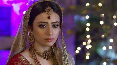 Sana Javed Is Making A Comeback To Television With Khaani Culture