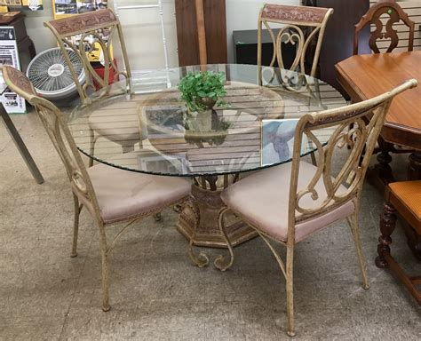 Uhuru Furniture And Collectibles 465874 Round Glass Top Dining Table And 4 Chairs 295 Sold