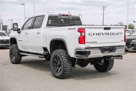 New 2020 Chevrolet Silverado 2500hd Ltz 5in Lift 22in Fuel Wheels