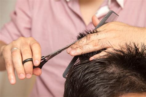 Men S Haircut With Scissors At Salon Stock Image Image Of Scissors