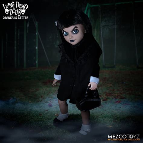 Living Dead Dolls The Return Of The Living Dead Dolls Sadie Mezco Toyz