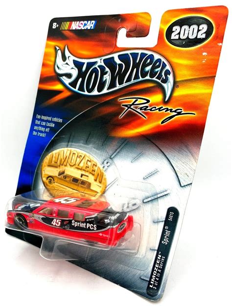 Hotwheels Racing Nascar Fan Inspired Vehicle Limozeen 45 Sprint Pcs