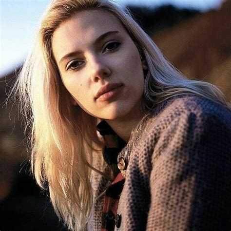 Scarlett Johansson Instagram 10 Photos
