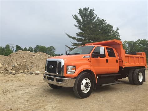 Test Drive Fords F 650 Super Dutys Biggest Brother Harbor Truck