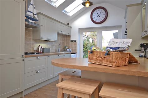 Our unique bed and breakfast provides guests with a private and tranquil haven complemented by style, quality and ambience. Pink Cottage | Lymington | New Forest Cottages