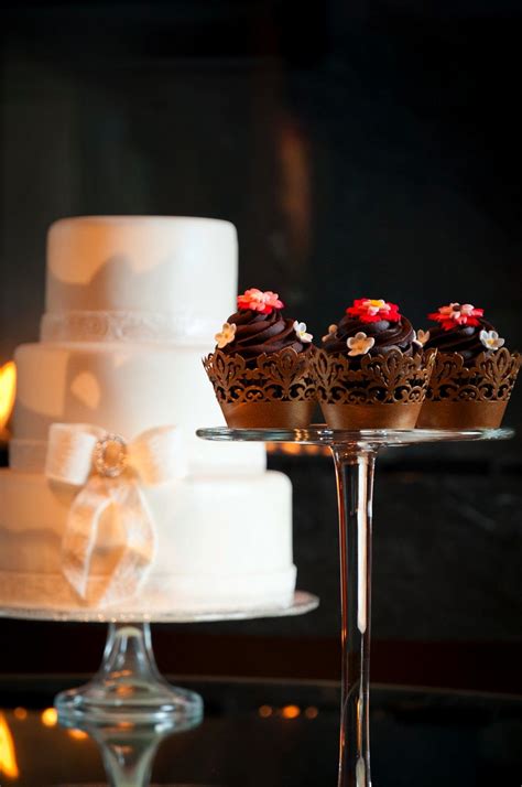台北文華東方酒店) is a luxury hotel located in songshan district, taipei, taiwan close to taipei songshan airport, breeze center and taipei arena. Cake pop-up opening at Mandarin Oriental Boston today. It ...