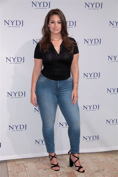 Ashley Graham On The 4 New Jeans Every Curvy Girl Should