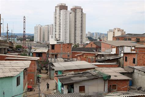 Mais De 60 Milhões De Brasileiros Vivem Abaixo Da Linha Da Pobreza