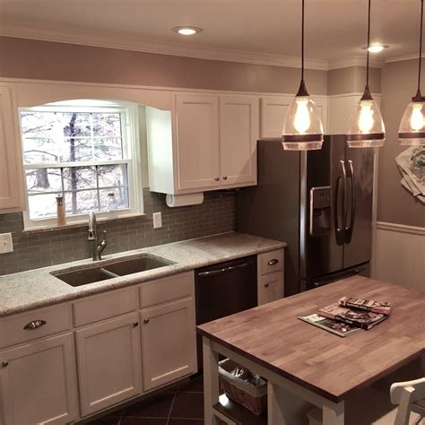 Ges custom remodel llc provides new construction, additions, partial or complete remodeling, exterior repairs and improvements, and storm damage repairs covered by insurance. Kitchen Remodel Done With Cabinet Refacing and New Granite ...