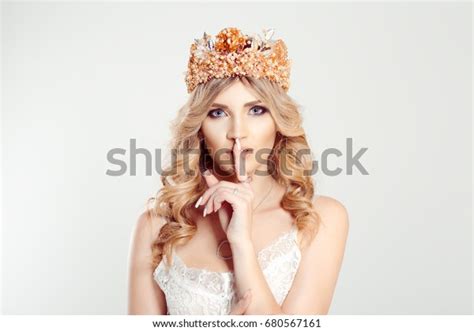 Shh Serious Beauty Queen Woman Actress Stock Photo 680567161 Shutterstock