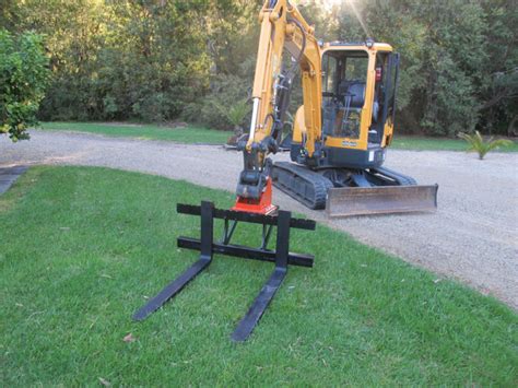 Excavator Pallet Forks Rated To 1500kgs For Sale From Australia