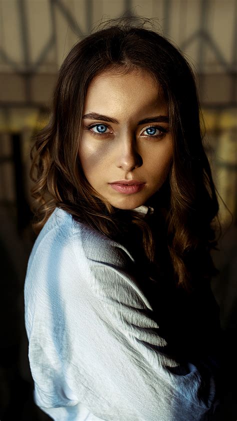 1080x1920 Blue Eyes Model Looking At Viewer Iphone 76s6 Plus Pixel