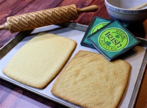 Preheat the oven to gas mark 6, 200°c (400°f). Traditional Irish Shortbread Recipe Kudos Kitchen Style