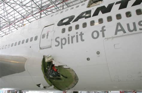 Qantas Flight Suffers Inflight Fuselage Rupture Elite News