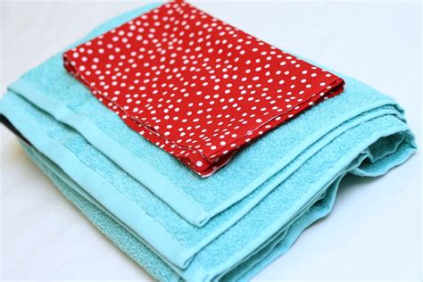 Outgrowing the infant towel hoodie is a bittersweet day indeed, but with our diy hooded towel tutorial you can. STITCHED by Crystal: Tutorial: Infant Hooded Bath Towel
