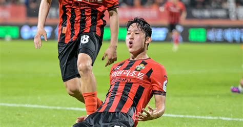 공식발표 양민혁의 행선지는 토트넘 강원 오피셜 한국축구 유럽 직행 선수 최고 수준 이적료