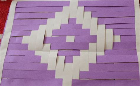 16 Weaving Ideas For Kids Sparkling Buds Paper Weaving Weaving