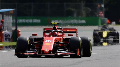 Grand Prix Ditalie Charles Leclerc Ferrari En Pole Position à