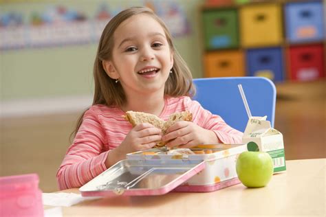 Teach Your Kids How To Pack Their Own School Lunches
