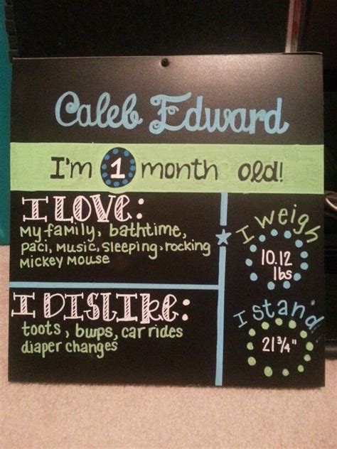 Calebs 1 Month Chalkboard I Made 1 Month Olds Toot 10 Things