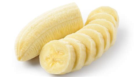 Why Banana Flavoring Never Tastes Like Real Bananas